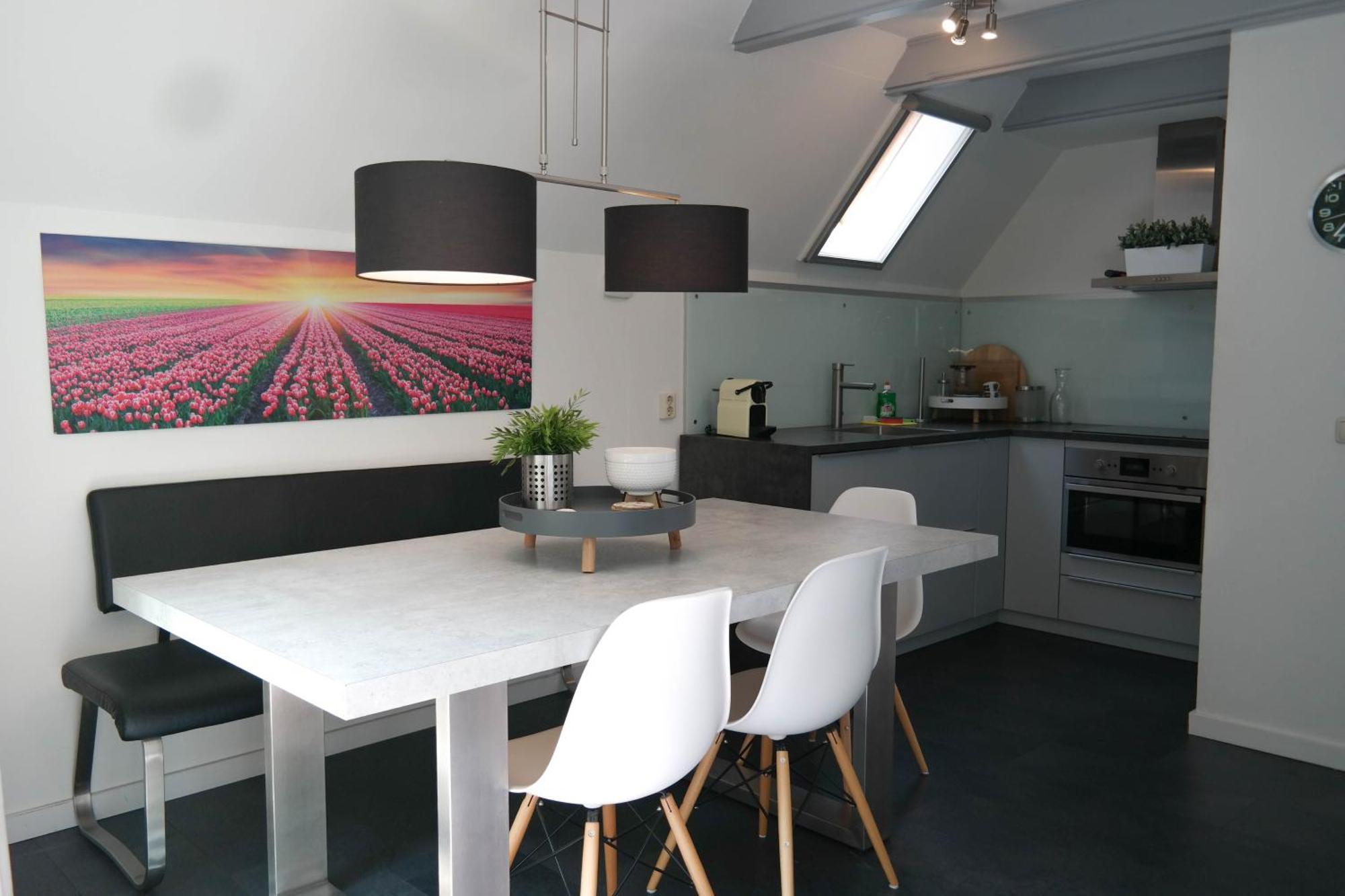 Sonnenhaus 6 Pers House With Sunny Terrace At A Typical Dutch Canal & By Lauwersmeer Lake. Anjum Luaran gambar